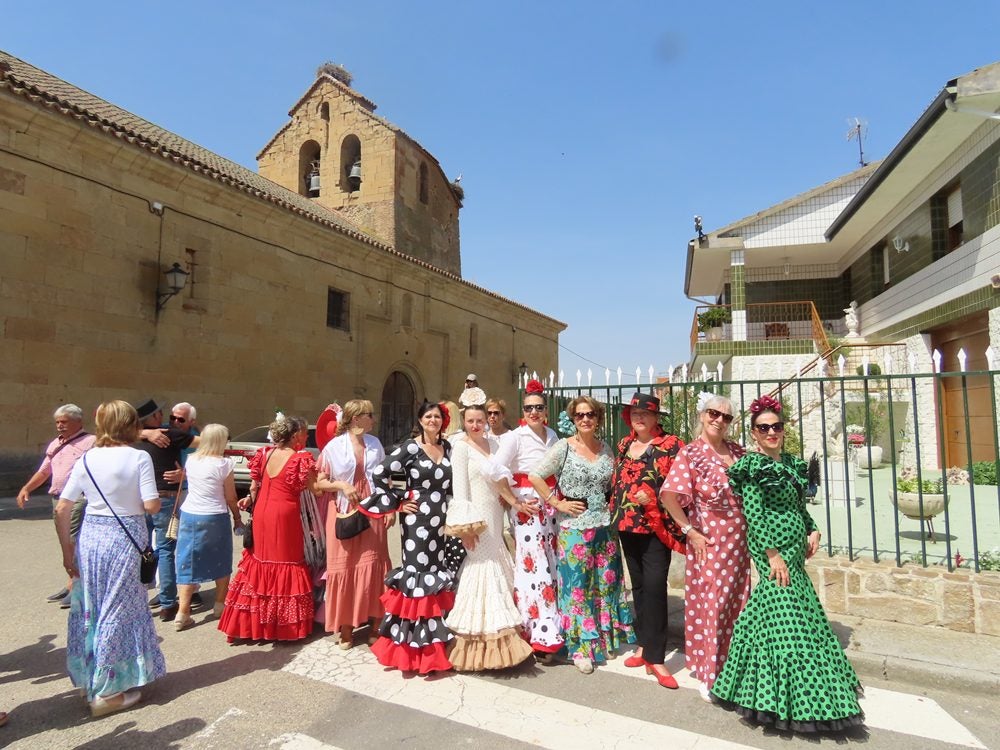 Encuentro con acento andaluz en la VI Feria Rociera de Villoria