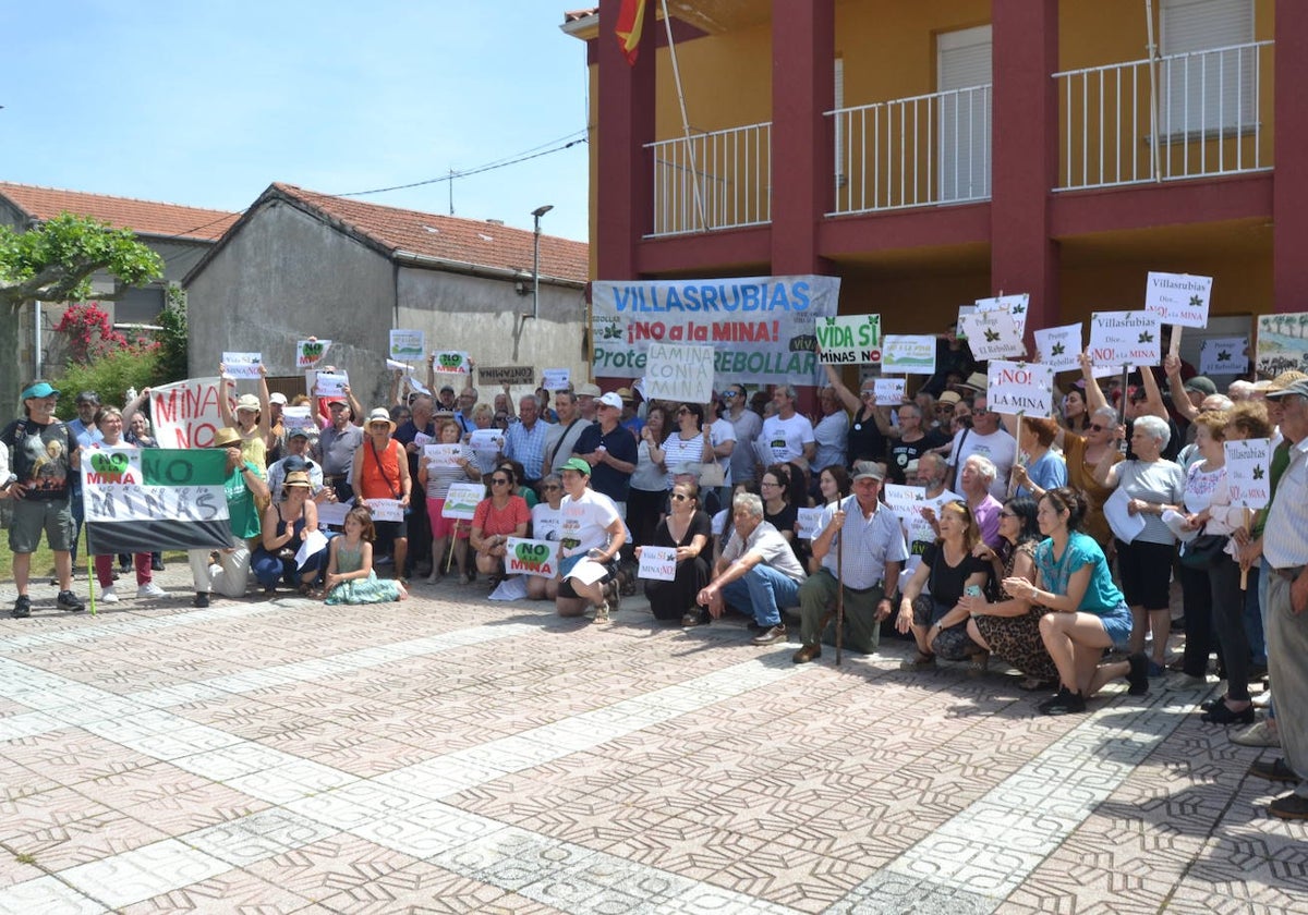 Villasrubias levanta la voz contra el proyecto minero y solicita su paralización