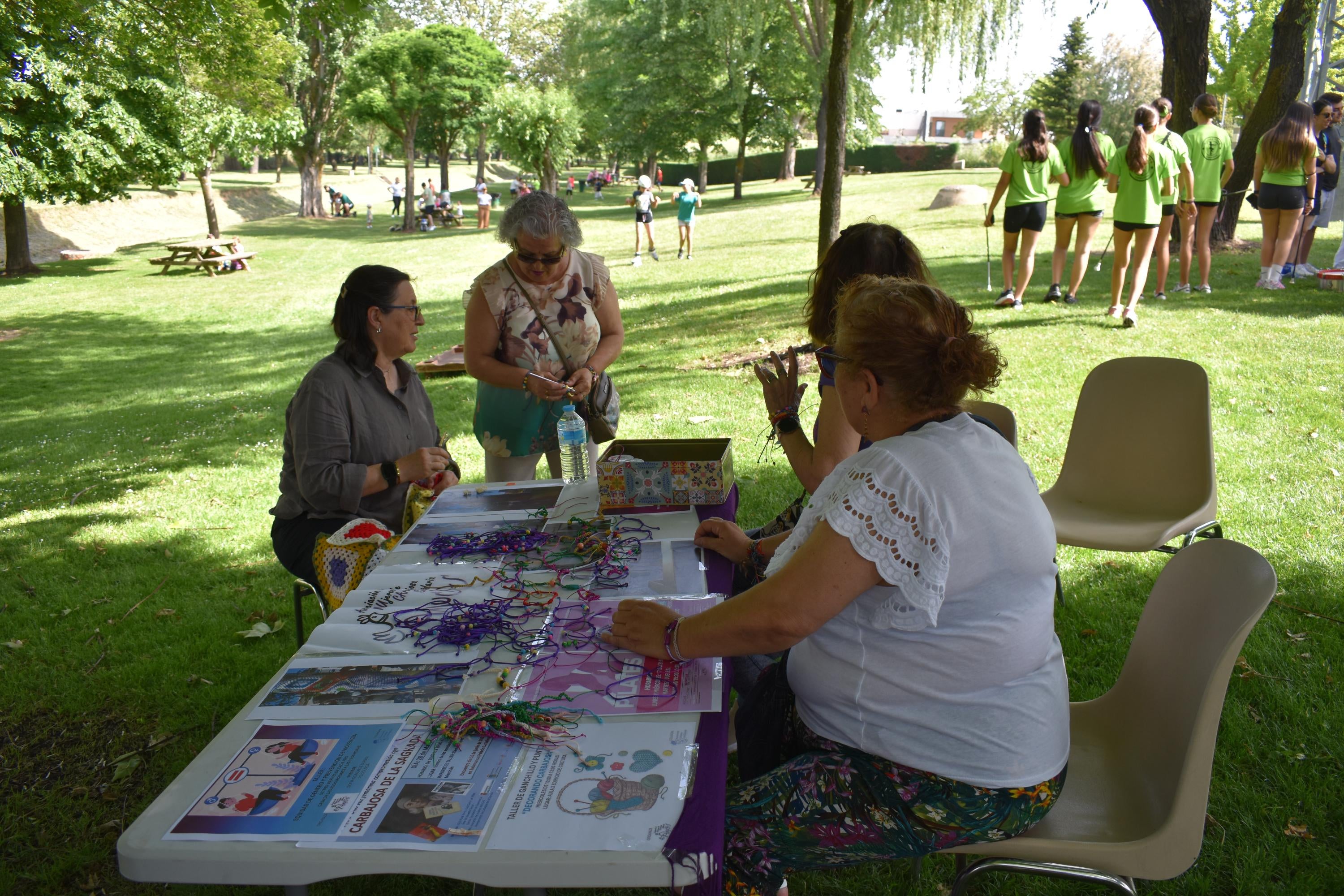 Diversión y solidaridad para unir lazos en Carbajosa de la Sagrada