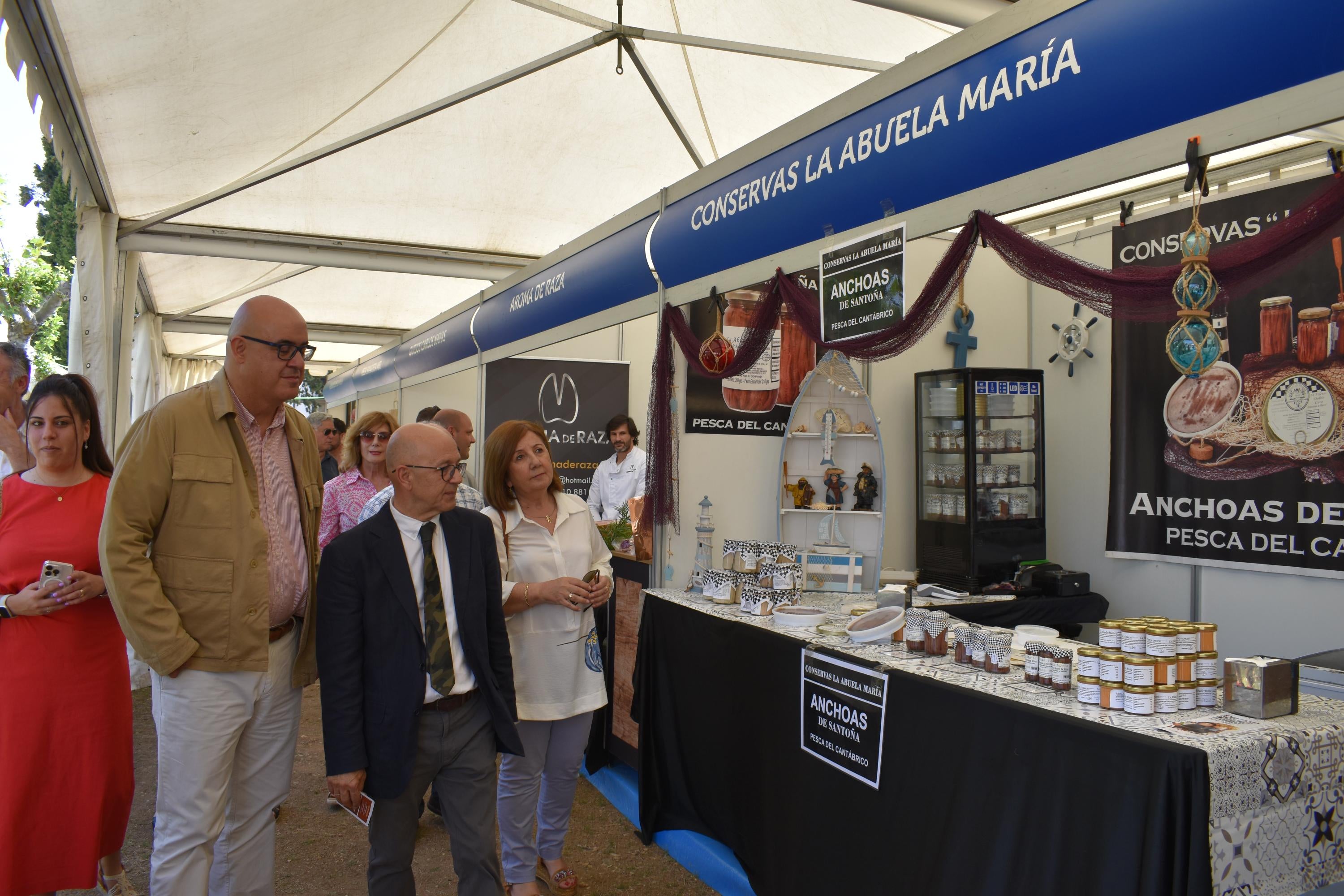 Placeres culinarios y artículos artesanales para seducir al público en Ledesma