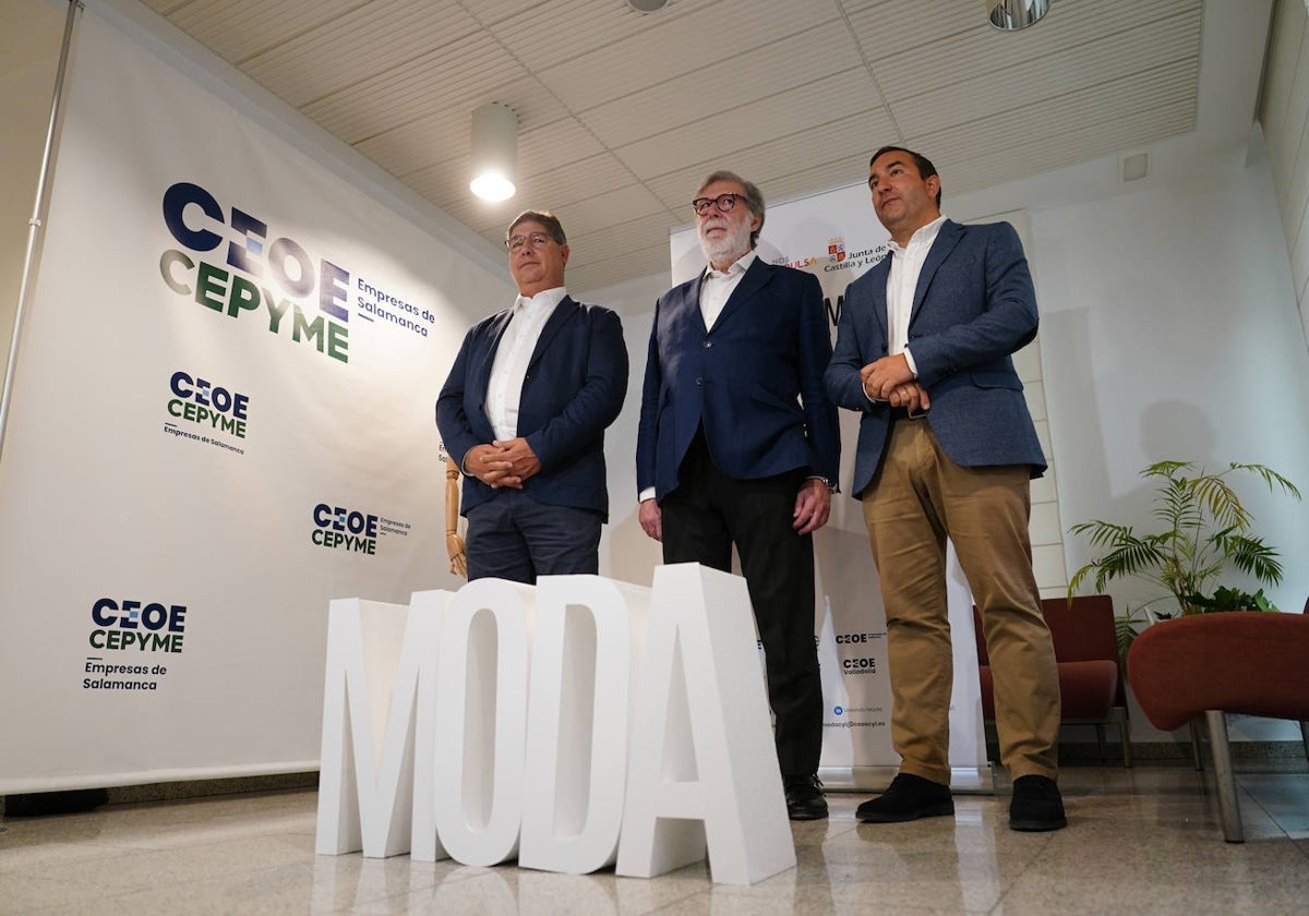 Paulino Benito, Santiago Aparicio y Eloy Ruiz, en la jornada de 'Uniendo Moda'.