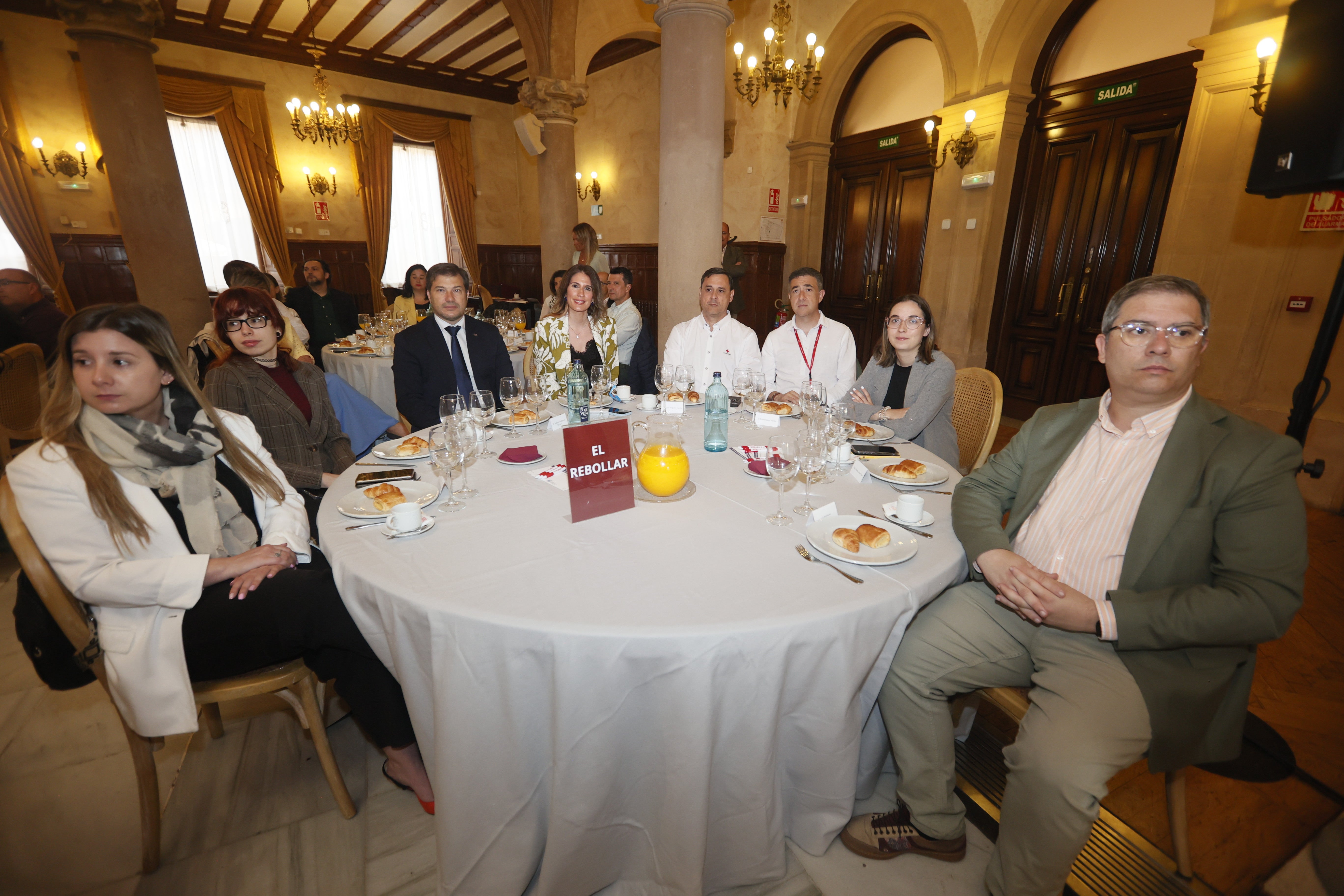 Elena Perrino y Virginia Nogales (Meins), Roberto Rodríguez (CGB Informática), Marian Holgado (LA GACETA), José Vaquero y Rafael Gasco (Cruz Roja), Sandra Ámez (Consejo de la Juventud de Castilla y León) y David Sánchez (Tebrio).