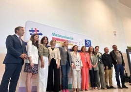 Autoridades asistentes al Encuentro Nacional de Escuelas de Segunda Oportunidad.