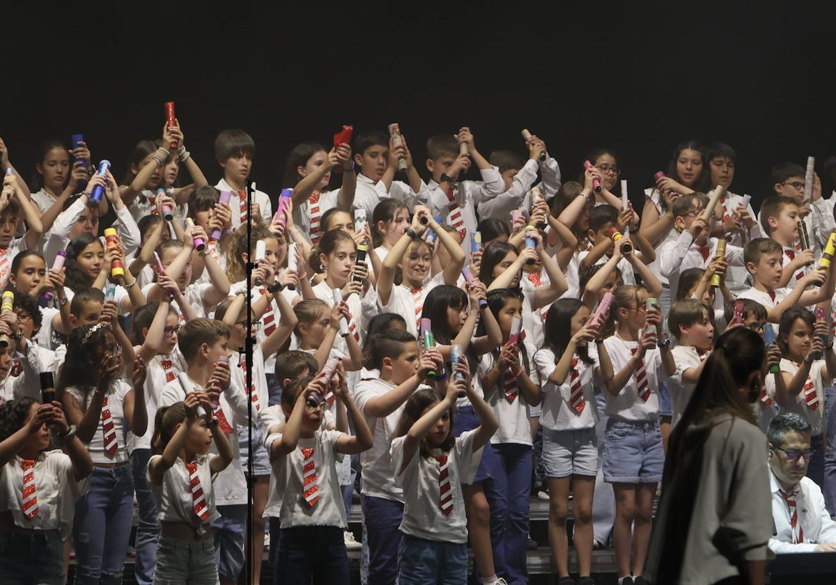 Más de 1.000 escolares descubren en el CAEM cómo sería el ‘Jesús influencer’