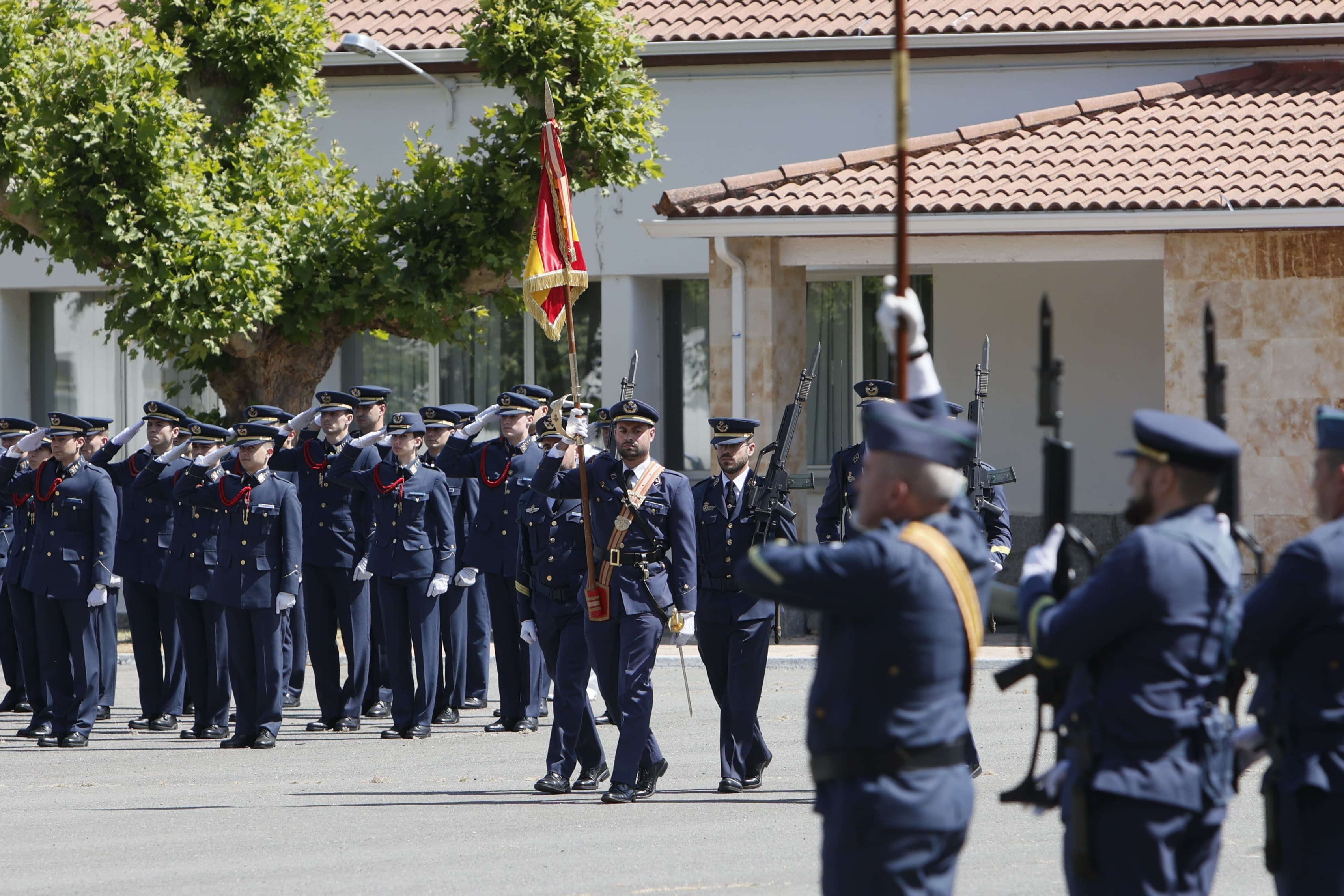 La clausura del curso académico del Grupo de Escuelas de la Base Aérea de Matacán, en imágenes