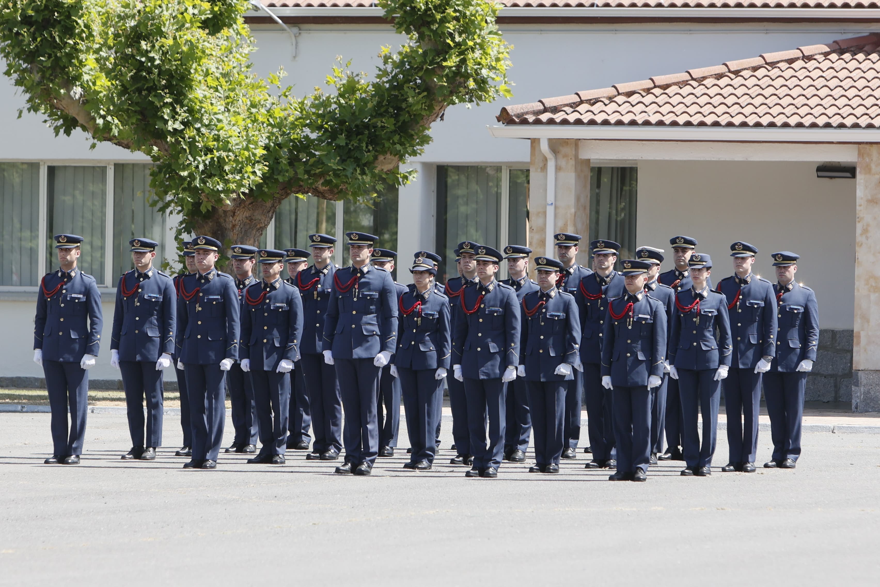 La clausura del curso académico del Grupo de Escuelas de la Base Aérea de Matacán, en imágenes