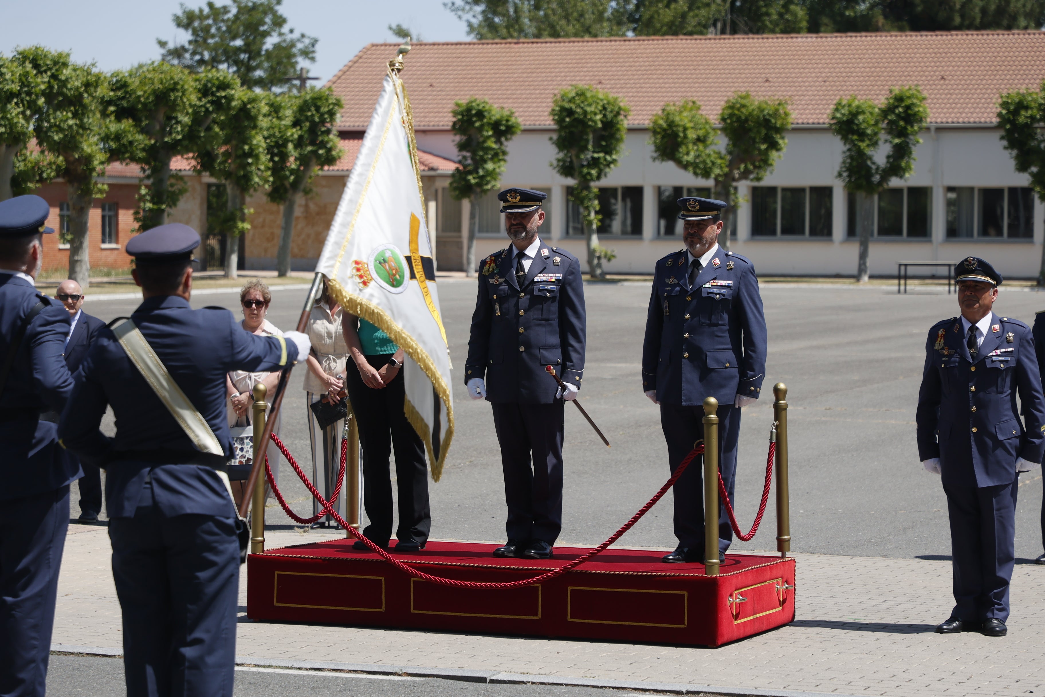 La clausura del curso académico del Grupo de Escuelas de la Base Aérea de Matacán, en imágenes