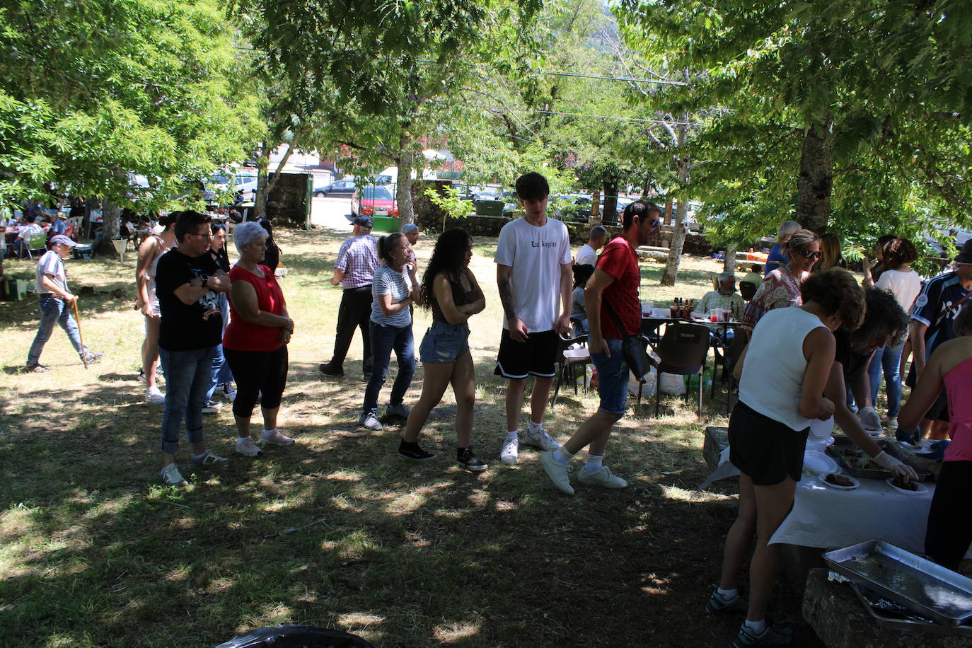 Puerto de Béjar disfruta de la romería al fresco de Santa Bárbara
