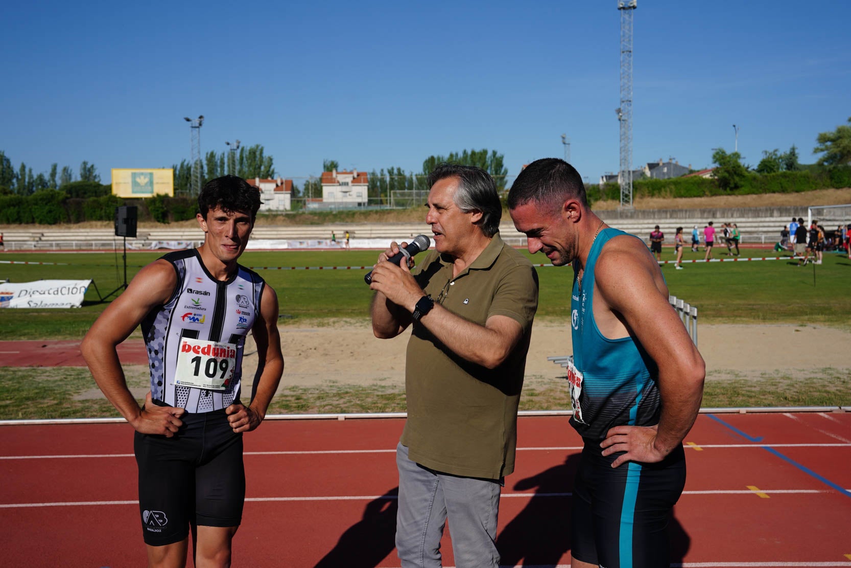Las mejores imágenes de una gran tarde de atletismo en Las Pistas del Helmántico