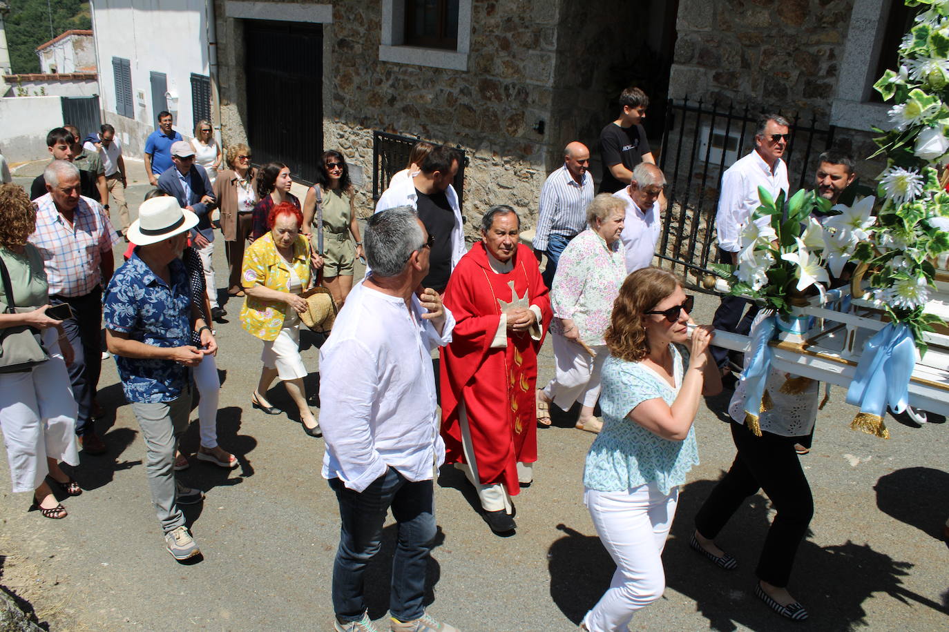 La Hoya honra al Espíritu Santo