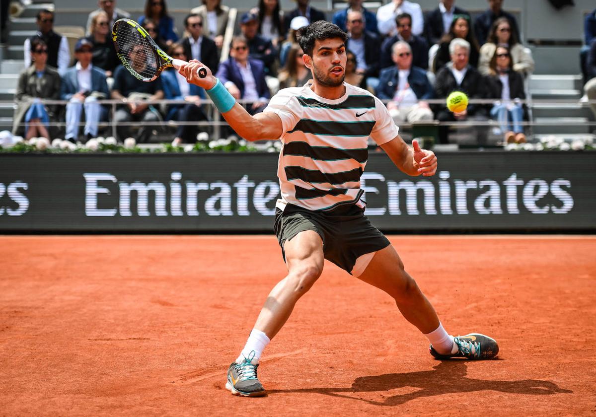 Alcaraz apela a la épica para llevarse Roland Garros
