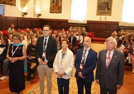 Autoridades durante el histórico Alumni de este sábado
