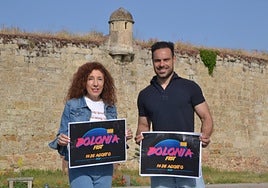 Belén Barco y Víctor Gómez en los Jardines de Bolonia