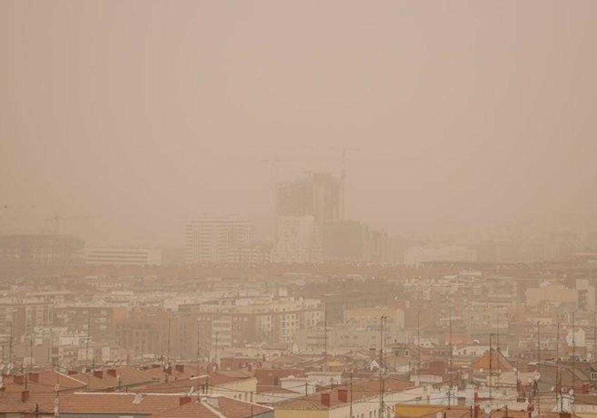 Alerta en Castilla y León por intrusión de polvo del norte de África