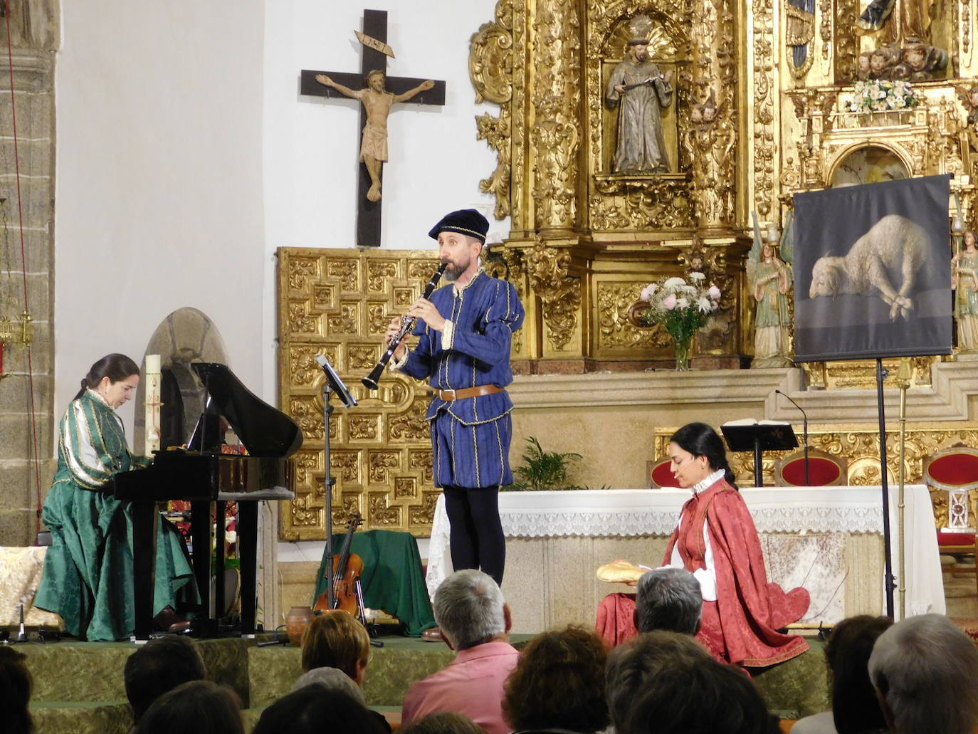 Candelario acoge la puesta de largo del recital «Arcos y ecos» del programa Provincia Mudéjar