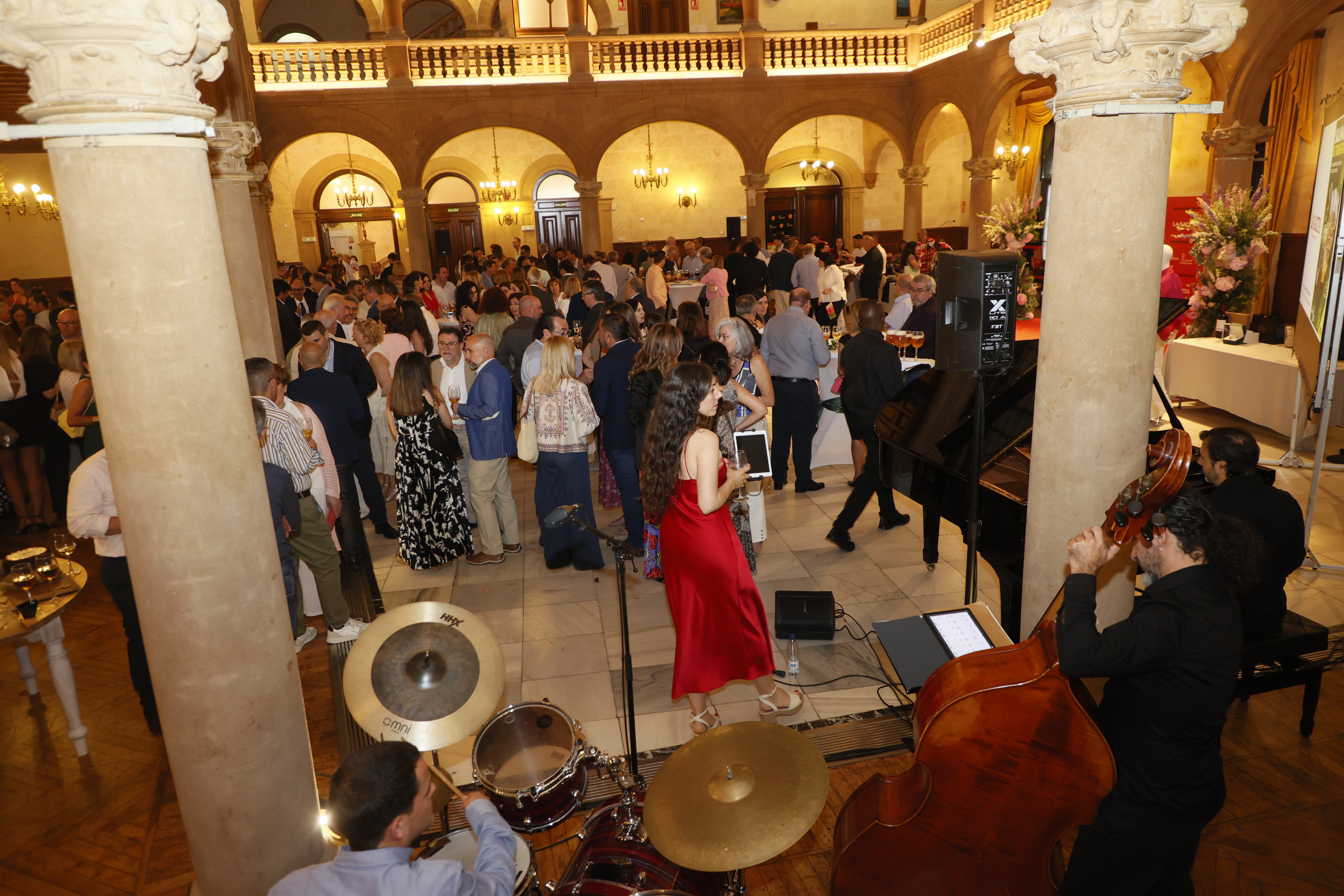 Salamanca brinda por la trayectoria de LA GACETA