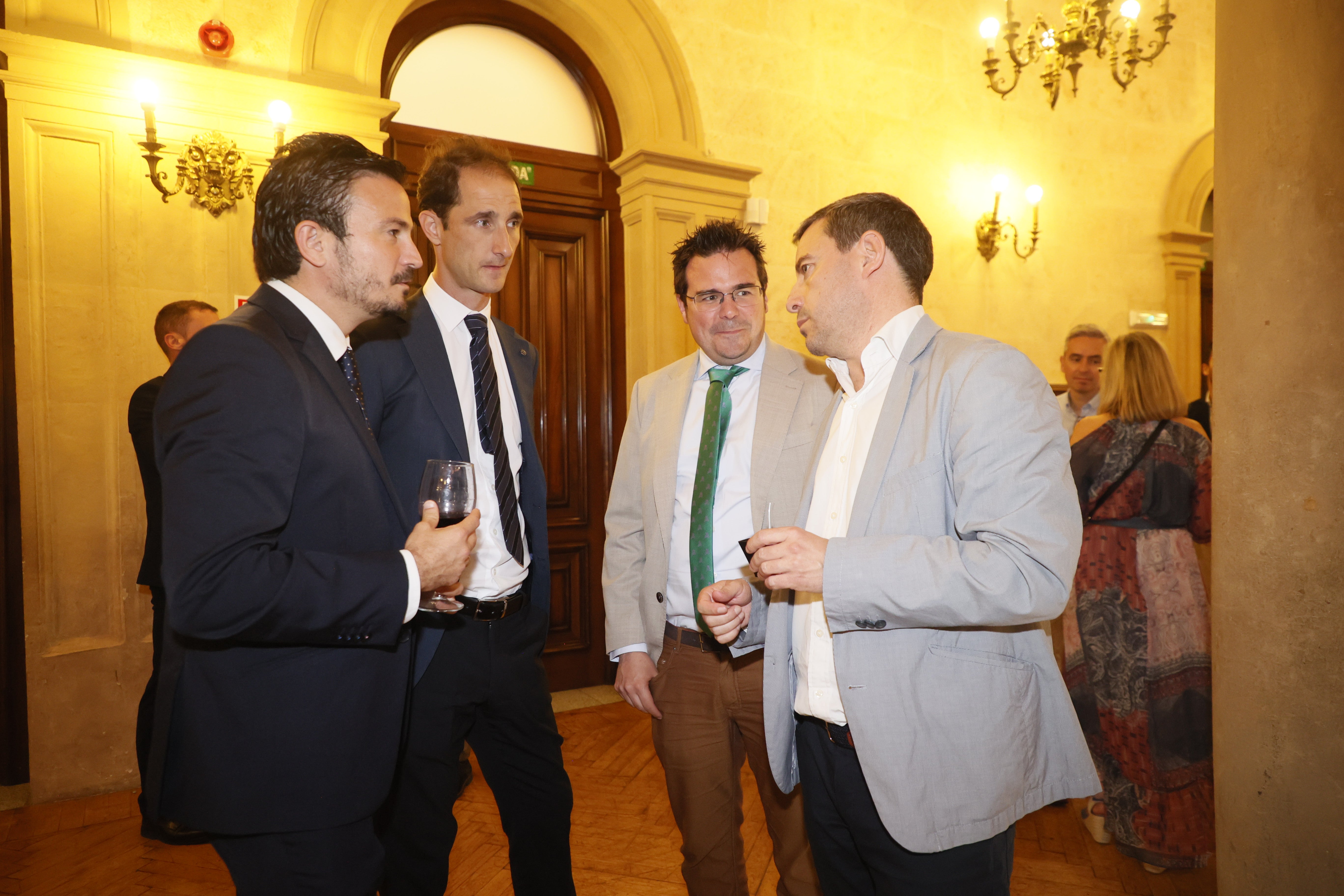 Salamanca brinda por la trayectoria de LA GACETA