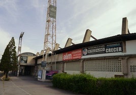 Vista de las oficinas del estadio Helmántico.