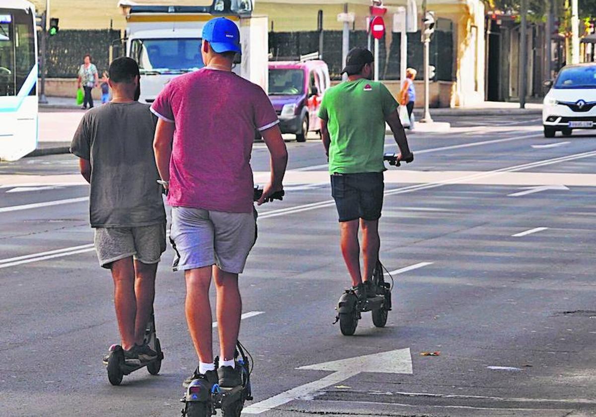 ¿Está a favor de que los municipios de la provincia regulen el uso de patinetes?