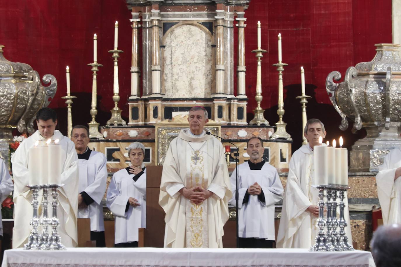 La Catedral acoge la tradicional y emotiva misa en honor a San Juan de Sahagún
