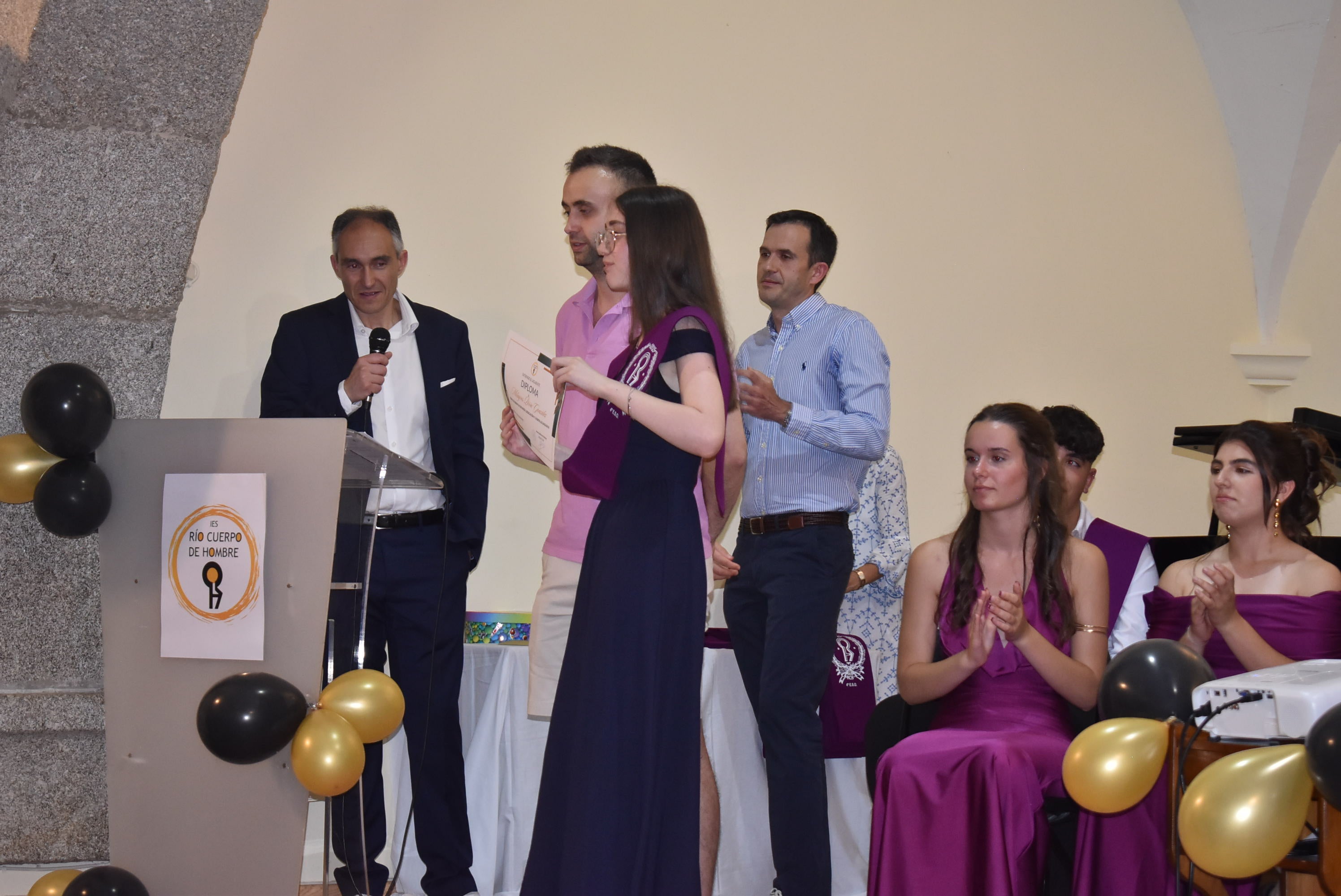 Graduación de los alumnos de 4º de la ESO y Bachillerato del IES Río Cuerpo de Hombre en Béjar