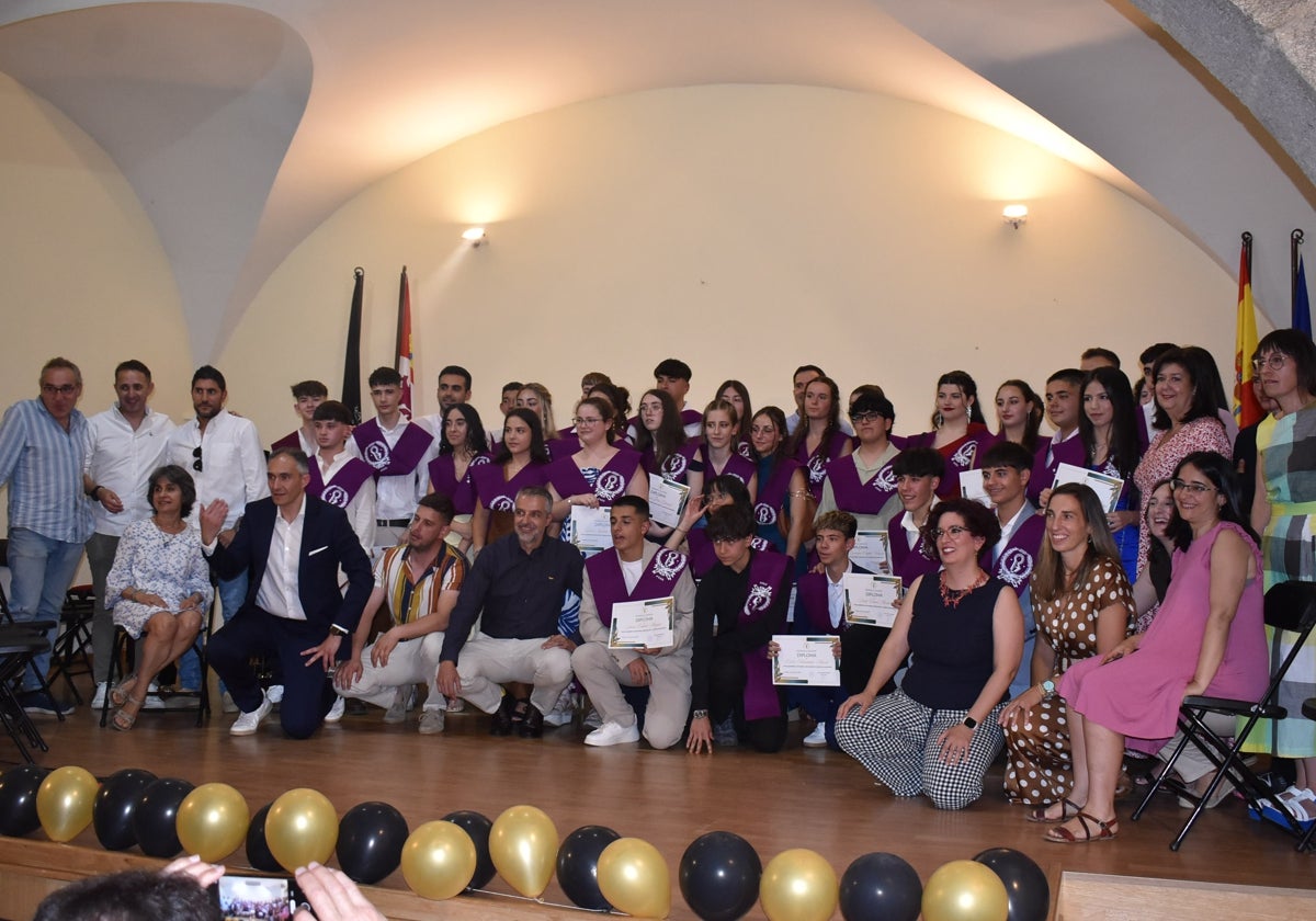 Graduación de los alumnos de 4º de la ESO y Bachillerato del IES Río Cuerpo de Hombre en Béjar