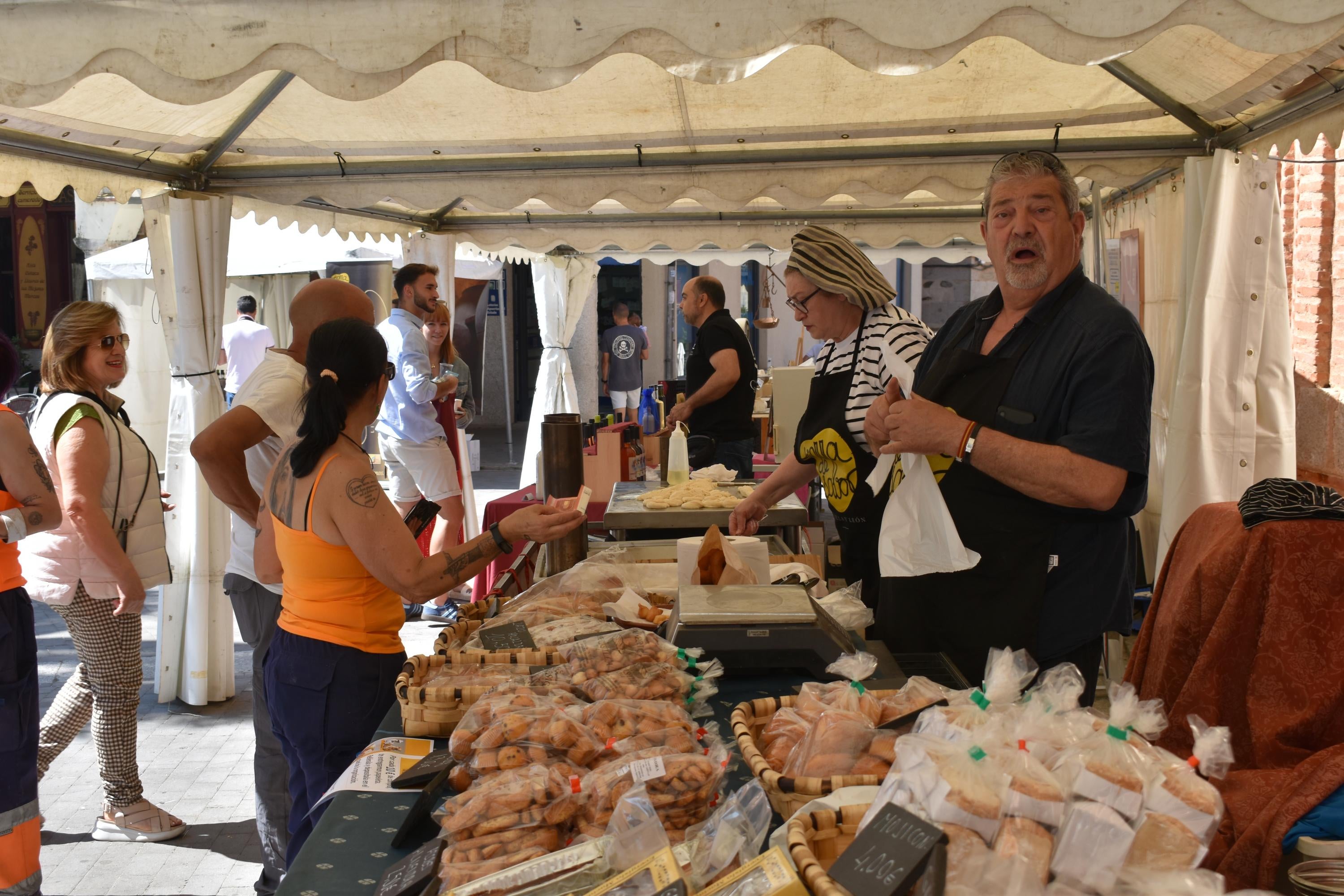 Sin animales, pero con esencia en la Feria de San Antonio de Alba de Tormes