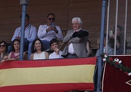 Santiago Martín 'El Viti' recogió los brindis de Morante y Marco Pérez.