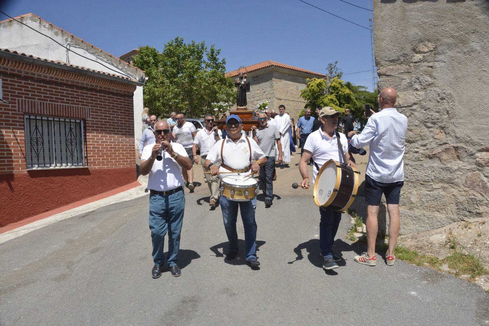 Malpartida sale en procesión con San Antonio
