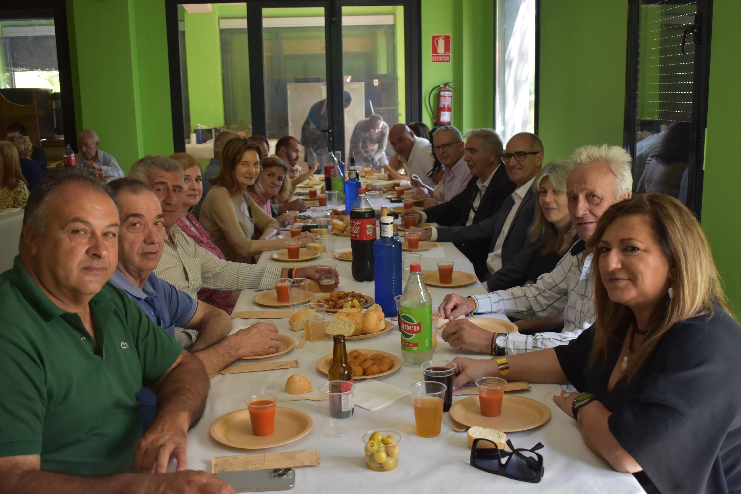Tradición y gastronomía marcan el cierre festivo en Beleña