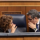 La vicepresidenta primera y ministra de Hacienda, María Jesús Montero, y el ministro de la Presidencia, Relaciones con las Cortes y Justicia, Félix Bolaños.