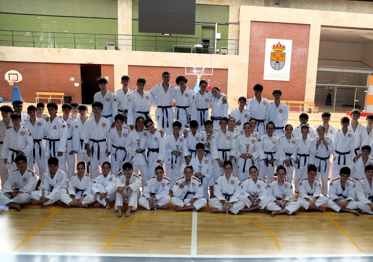 Imagen principal - Cuatro parejas del Doryoku sacan el billete para el Campeonato de España de Katas