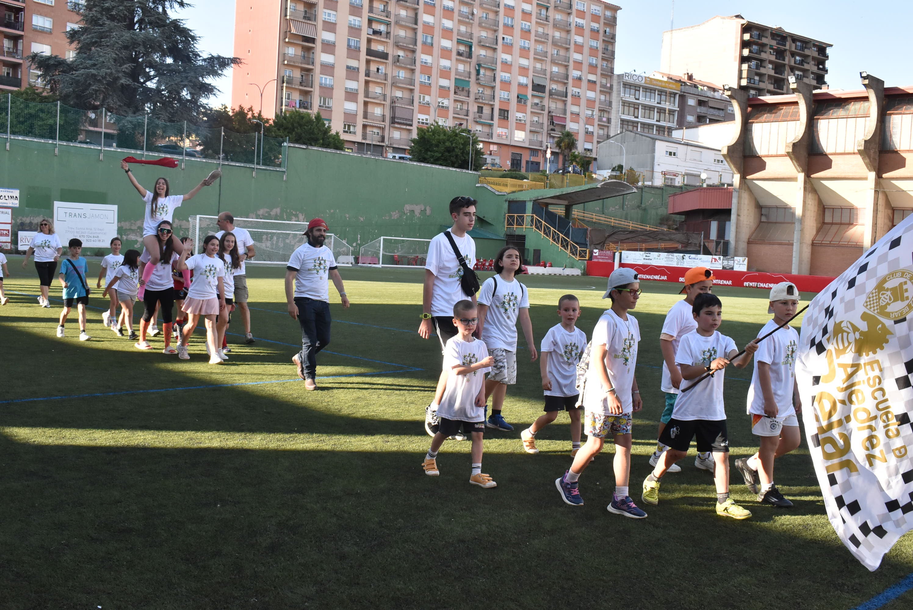Fiesta escolar para despedir las actividades infantiles en Béjar