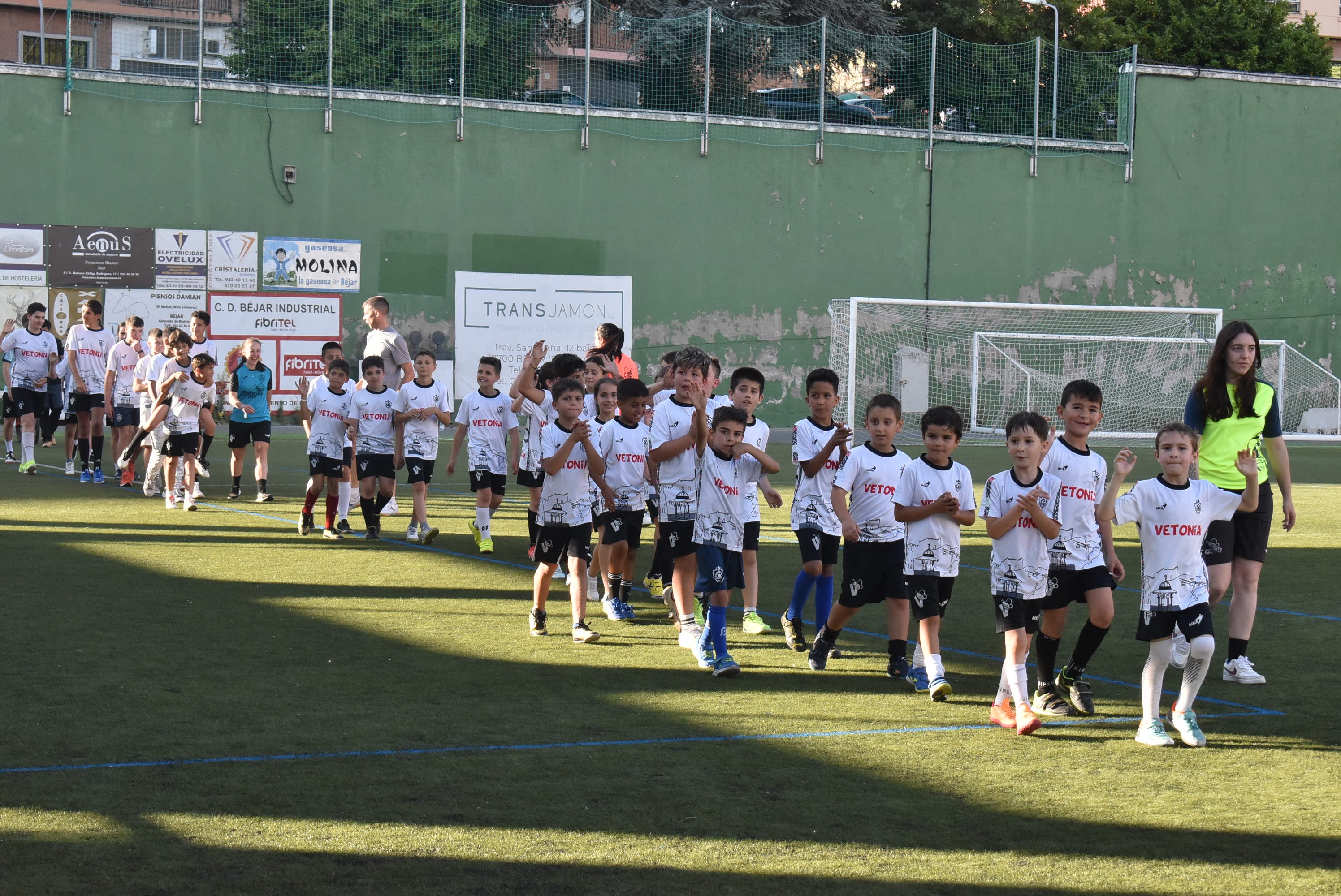 Fiesta escolar para despedir las actividades infantiles en Béjar