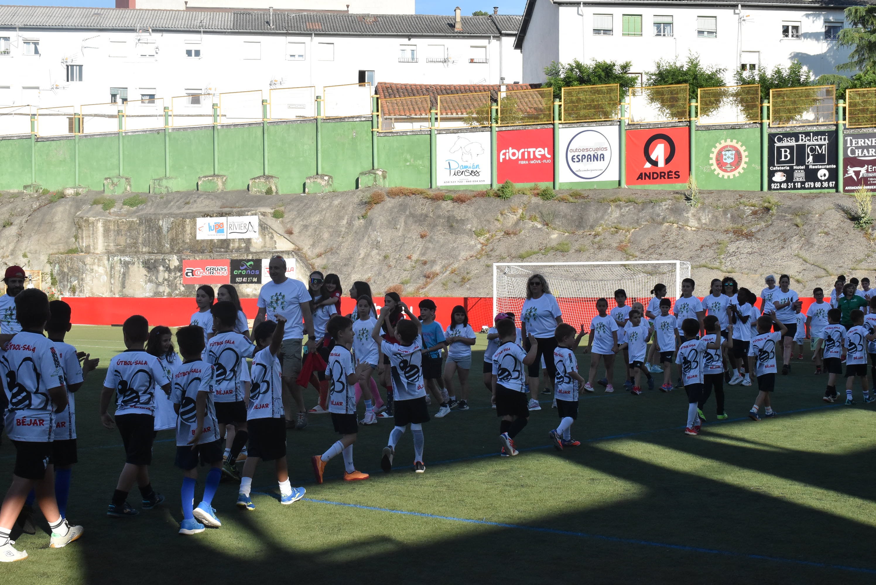 Fiesta escolar para despedir las actividades infantiles en Béjar