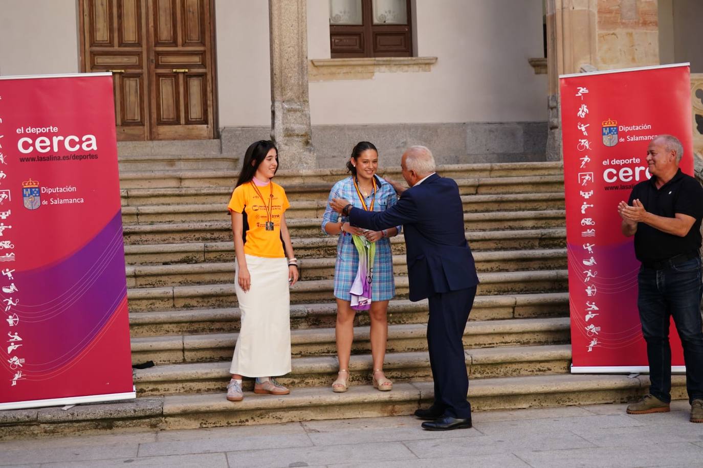 Gran fiesta en La Salina para entregar los premios a los mejores del Triatlón Escolar