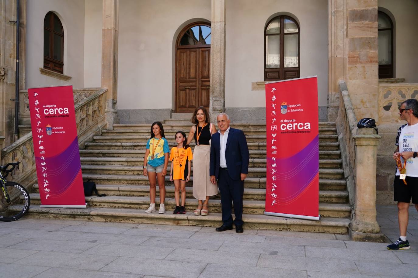 Gran fiesta en La Salina para entregar los premios a los mejores del Triatlón Escolar