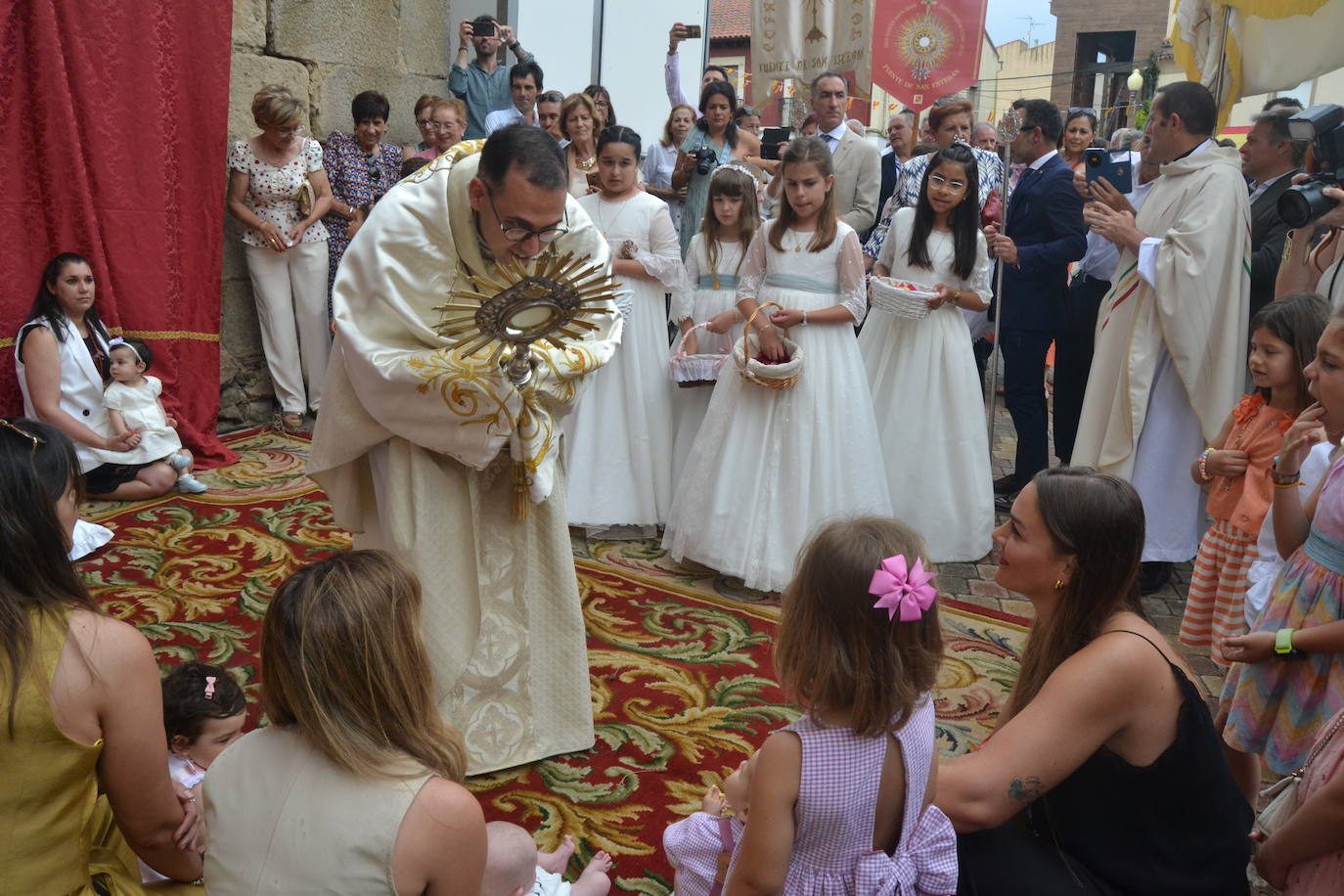 La Fuente de San Esteban se entrega al Corpus