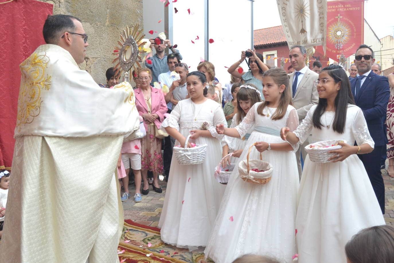 La Fuente de San Esteban se entrega al Corpus