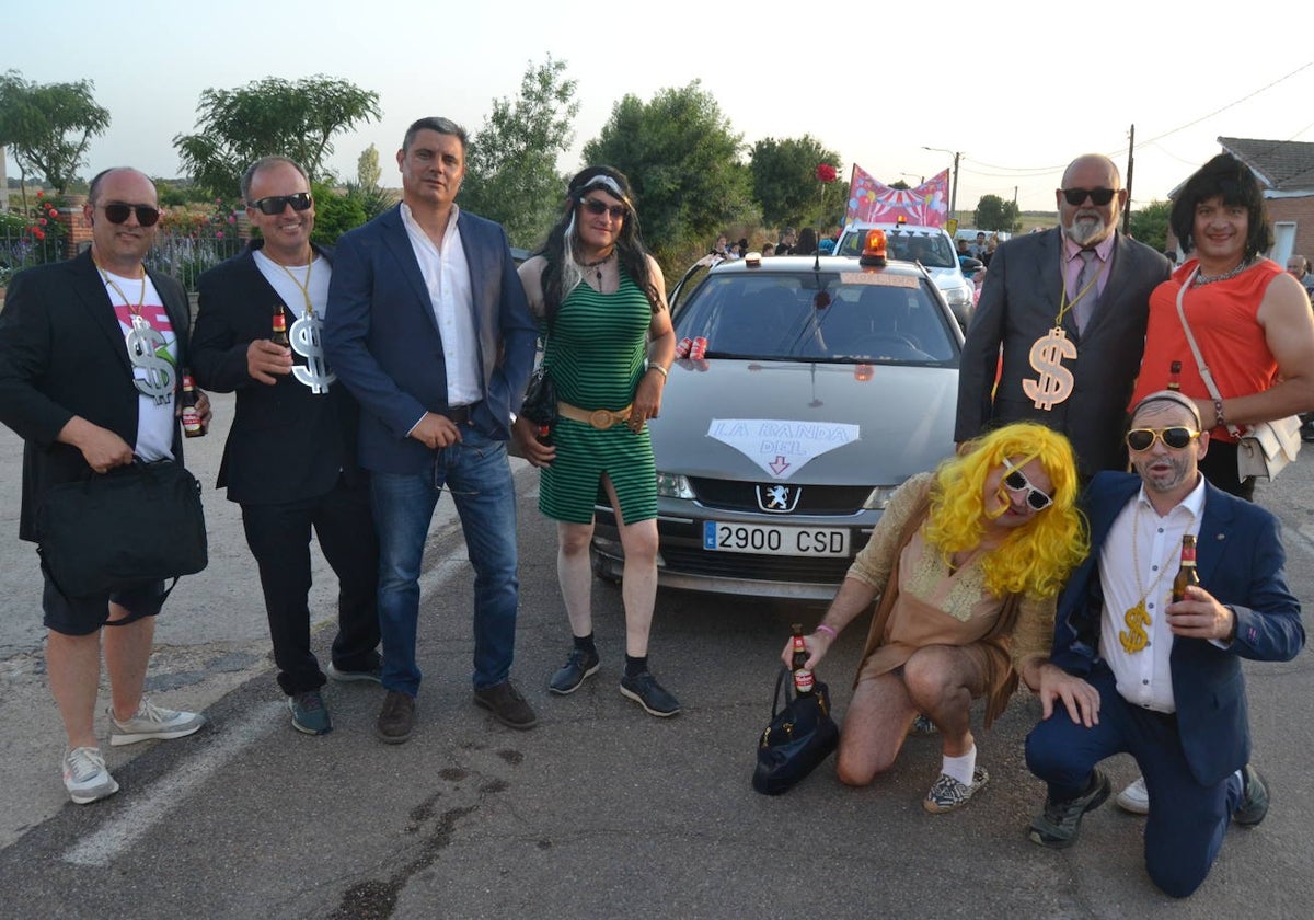 Creatividad y brillantes en el desfile de El Cubo de Don Sancho