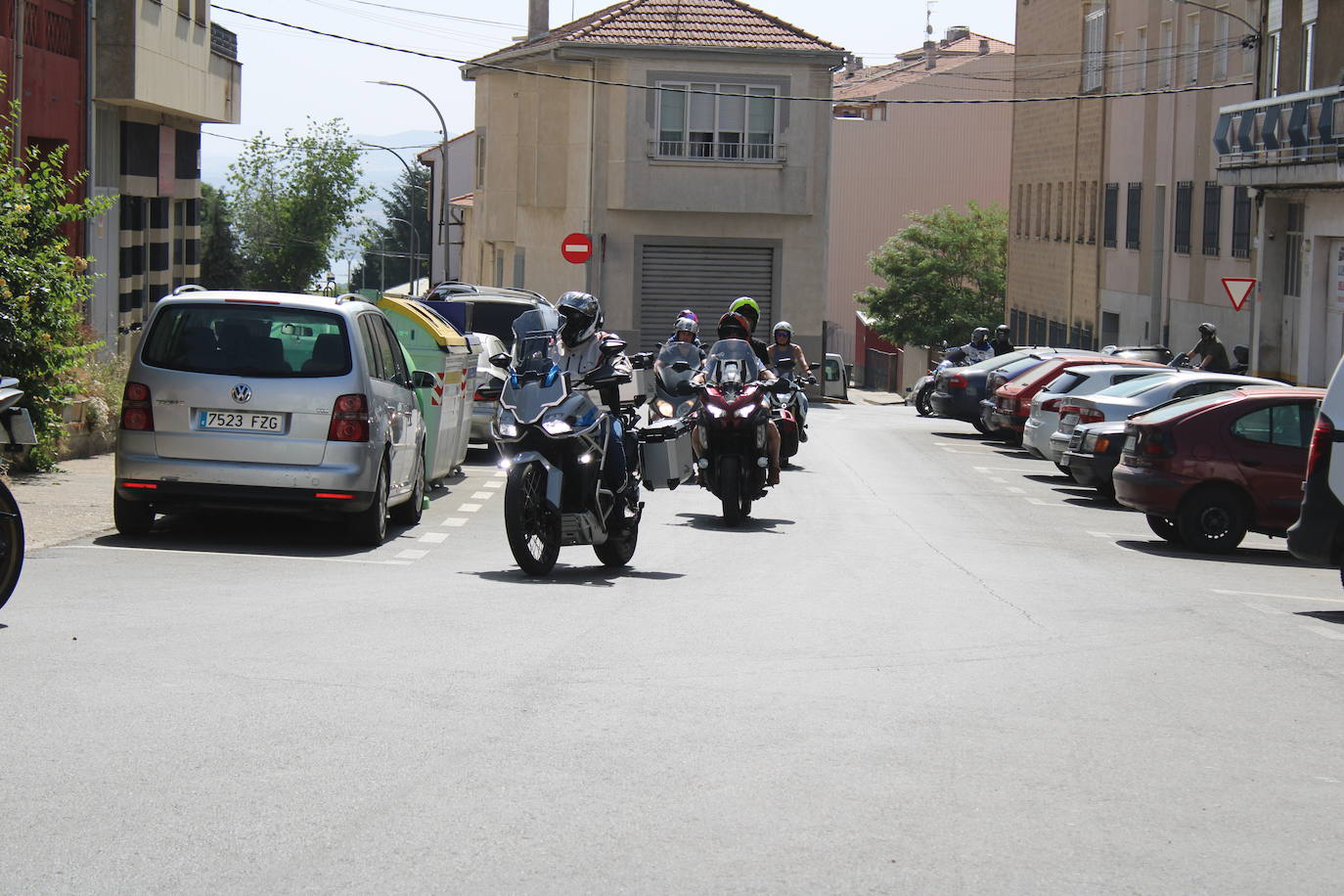 Las motos se dejan oír en Guijuelo