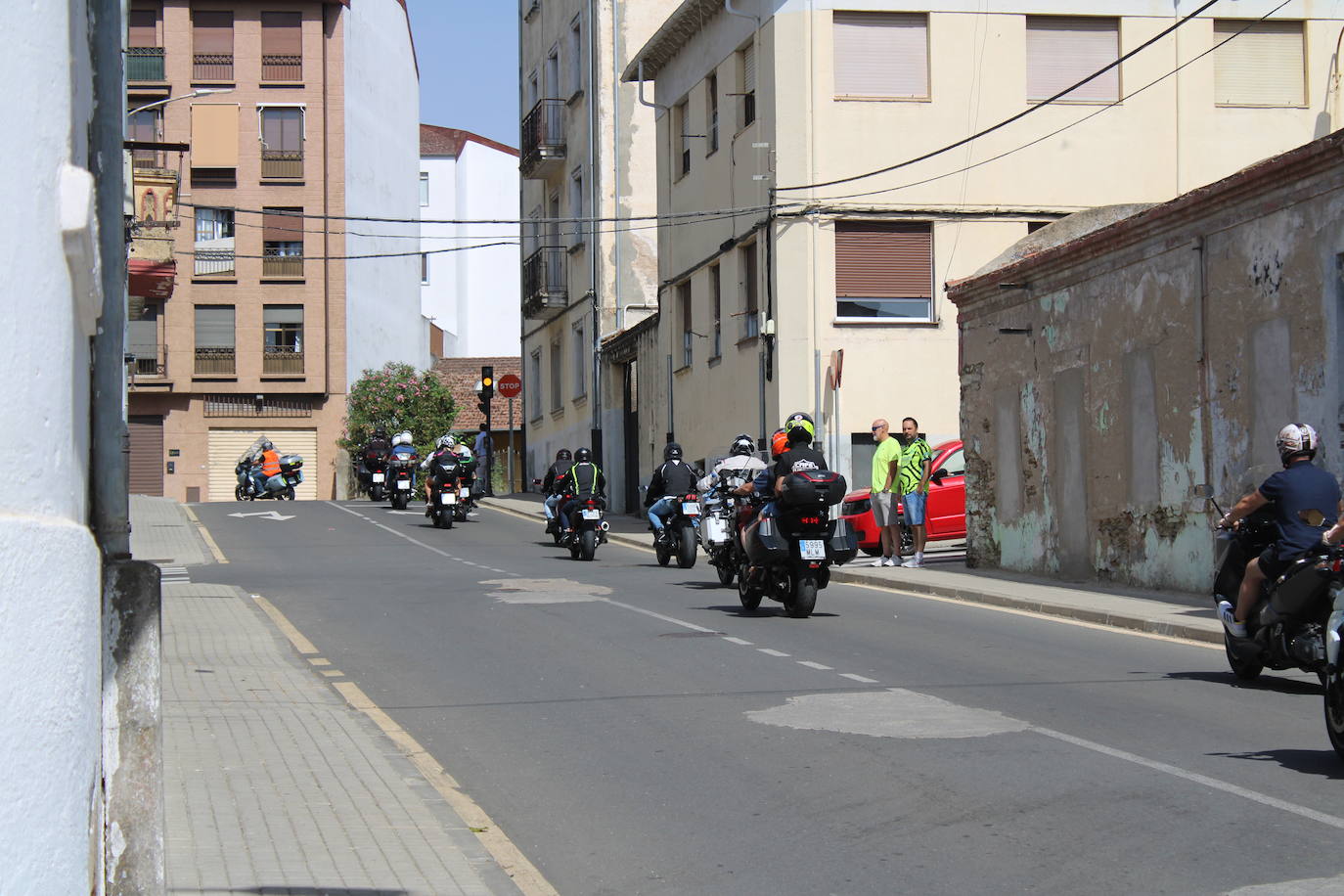 Las motos se dejan oír en Guijuelo