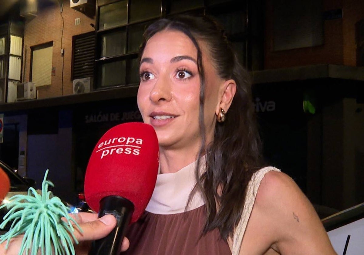 Ivet Playá ante el micrófono de Europa Press