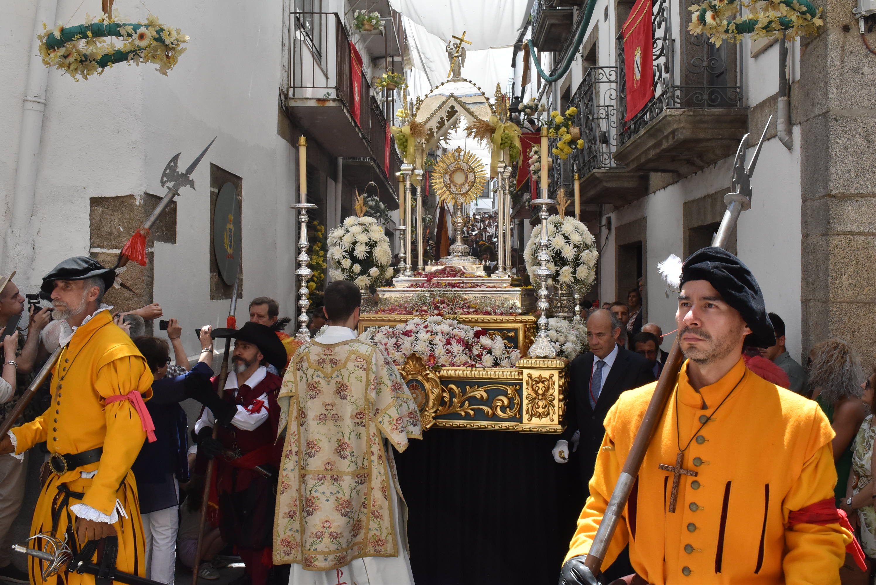 Béjar cumple un año más con la procesión del Corpus Christi como Fiesta de Interés Turístico Internacional