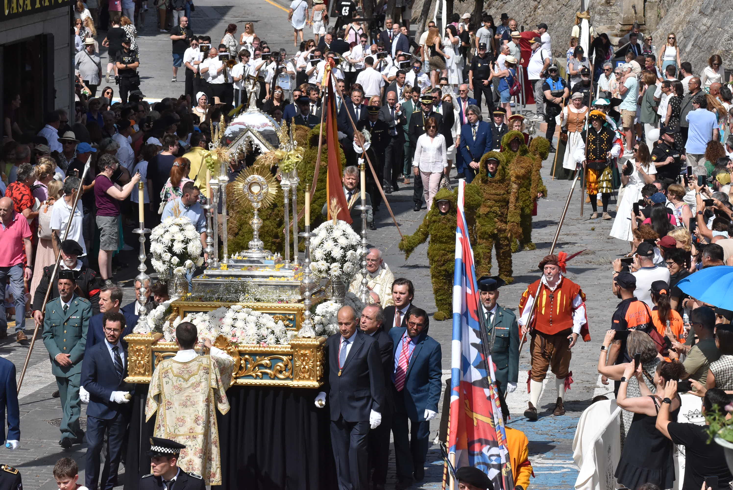 Béjar cumple un año más con la procesión del Corpus Christi como Fiesta de Interés Turístico Internacional
