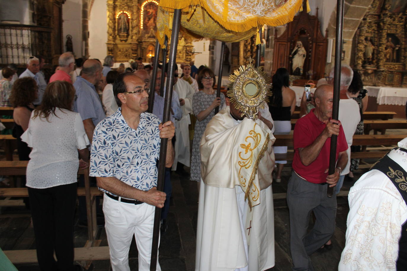 Solemne celebración de la Octava del Corpus en Salvatierra de Tormes