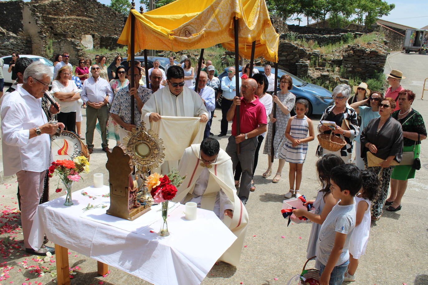 Solemne celebración de la Octava del Corpus en Salvatierra de Tormes
