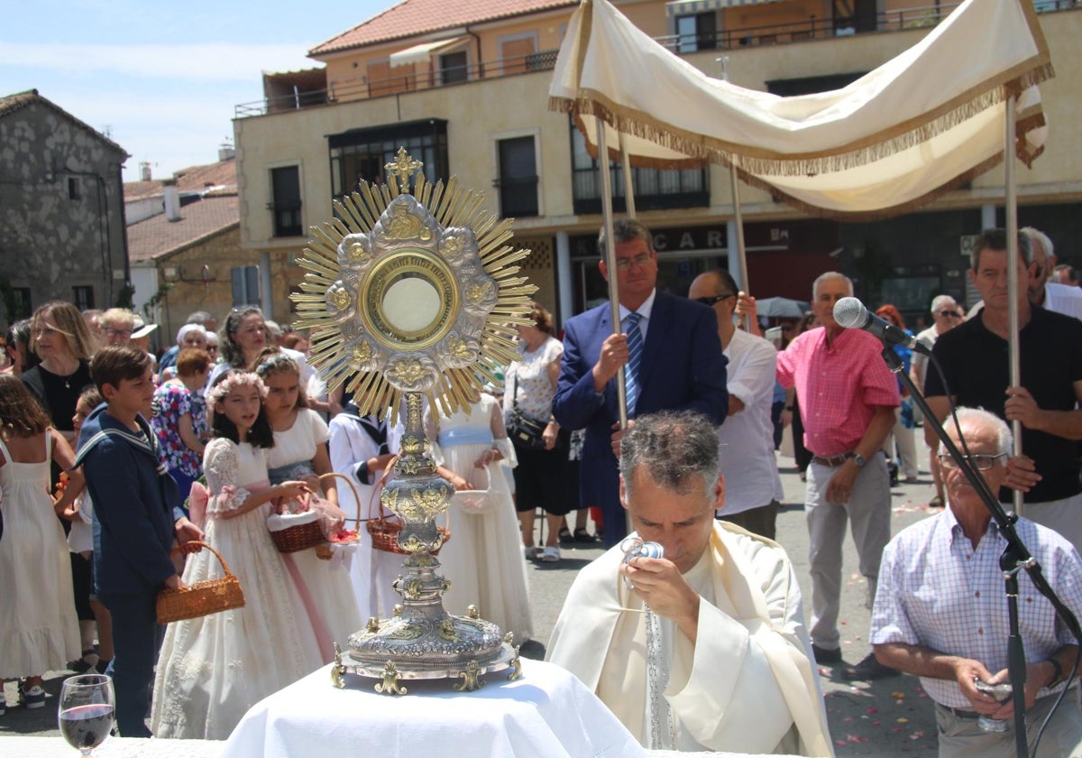 Cabrerizos vivió la presentación anual de los niños
