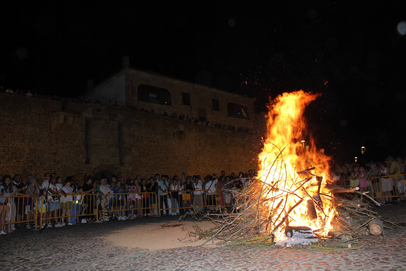 Los vetones purifican Ciudad Rodrigo con un fuego voraz