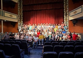 Foto de familia del público que acudirá al Grand Prix.